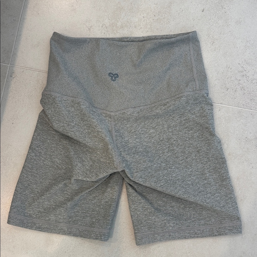 Aritzia x TNA Heather Gray athletic Bike Shorts